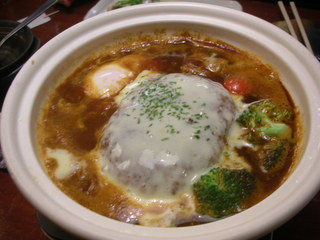 煮込みハンバーグ