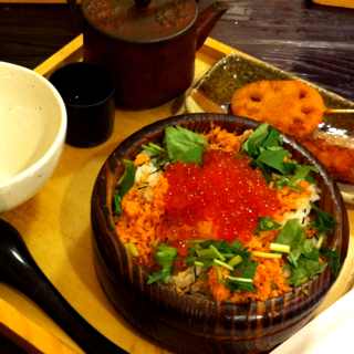 鮭といくらのはらこおひつ飯