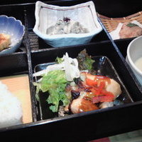 松花堂弁当　　１，２９０円