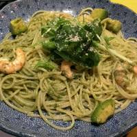 海老とアボカドとフレッシュハーブのジェノ…