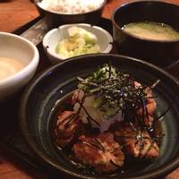 若鶏のみぞれかけとろろ定食