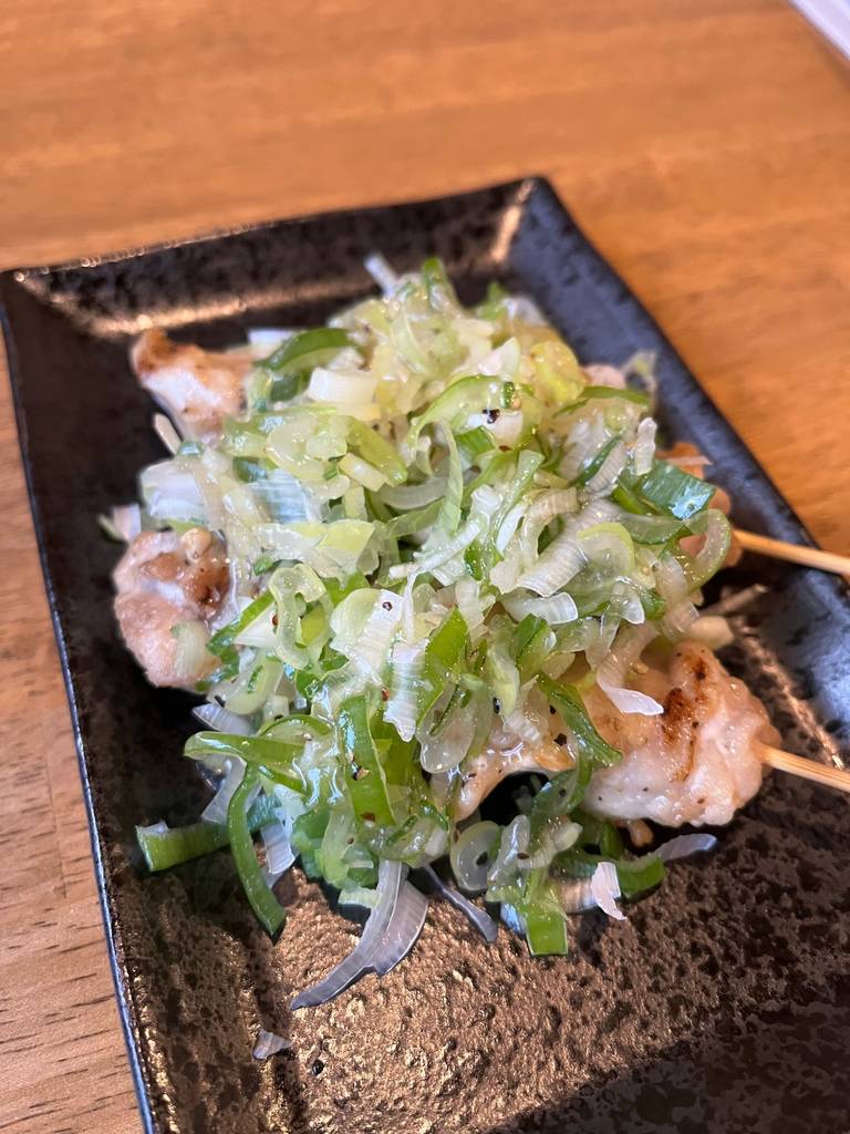 ねぎ塩モモ焼き鳥