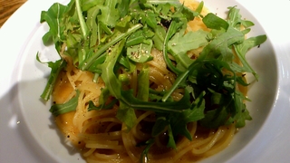 牡蠣とルッコラのフェデリーニ