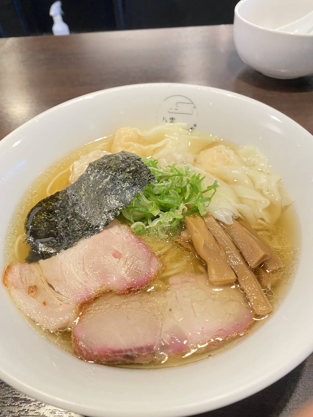 白だし　エビワンタン麺