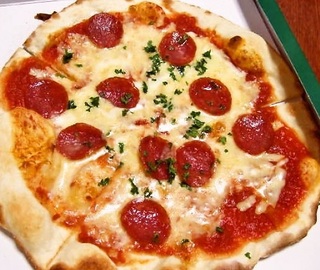 ピッツア・サラミ