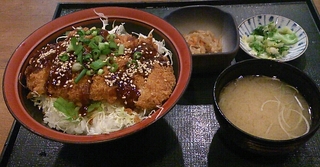 味噌カツ丼