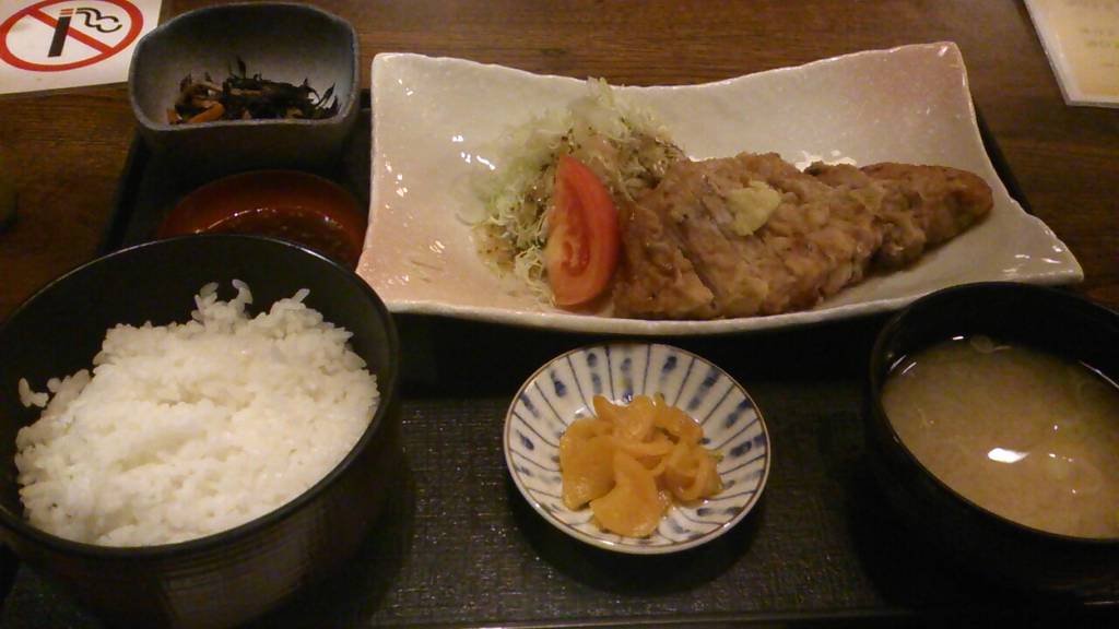 厚切り豚ロース生姜焼き定食