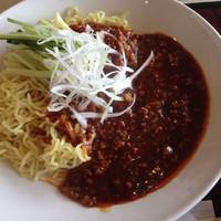 ジャージャー麺