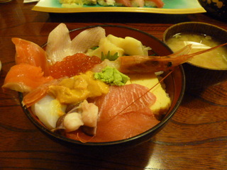 とろ入り海鮮丼