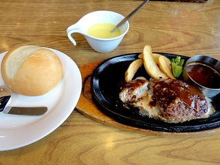 ＢＢチーズインハンバーグ