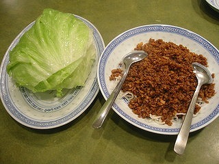 豚肉ミンチレタス巻き