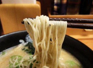 とろり白湯塩らーめん