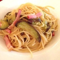 ベーコンとナスの和風パスタ