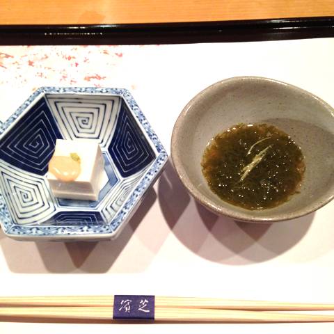 もずくと胡麻豆腐