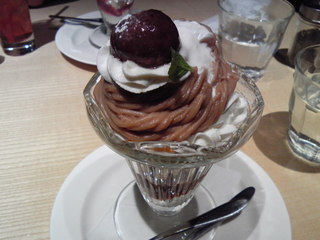 モンブランパフェ