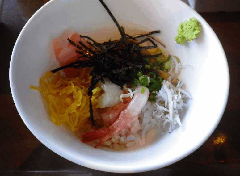 海鮮ちらし丼