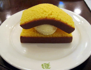 カステラアイスクリン