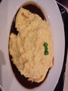 ふわふわデミオムライス