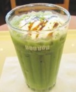 アイス抹茶黒糖ラテ