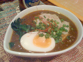 野毛山豚骨カレー