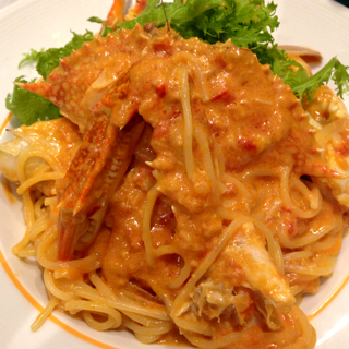 渡り蟹のトマトクリームパスタ