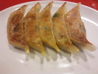 極　餃子