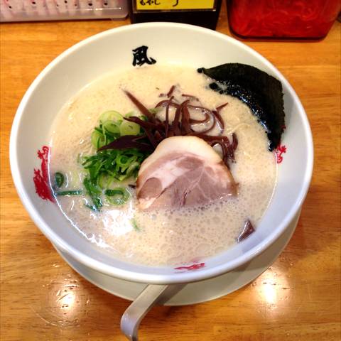とんこつラーメン