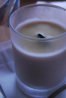 新じゃがいもの冷たいスープ