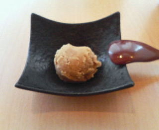 プラス１００円でドリンクまたはデザート付きに！