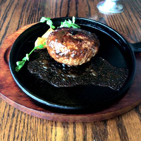 黒毛和牛とイベリコ豚のプレミアムハンバーグ