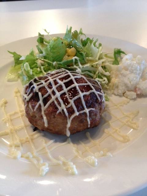 国産黒毛和牛ハンバーグ（照り焼きソース）