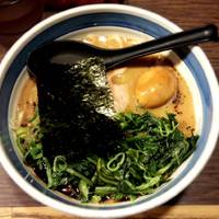 味玉黒らーめん