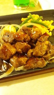 サイコロペッパーステーキ