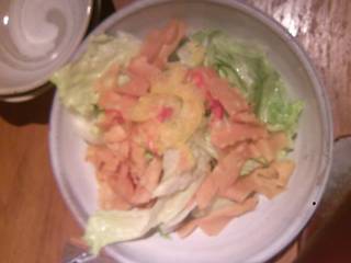 サラダ（つきだし）