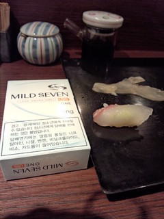 蒸し穴子にぎり