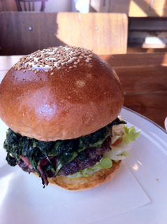 ポパイバーガー