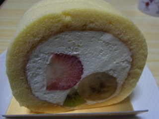 フレッシュフルーツロール