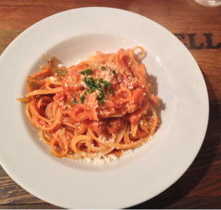 前菜盛り付きパスタランチ