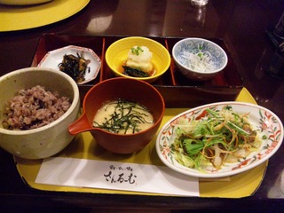 かつおのたたき　サラダ仕立てご膳