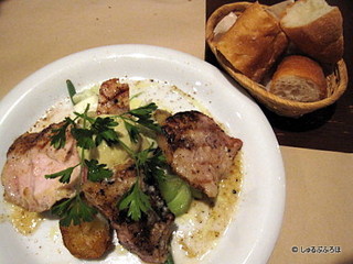 留寿都豚ロースのビステッカ　カルチョーフィのクレーマ添え