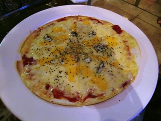 ４種チーズのＰＩＺＺＡ