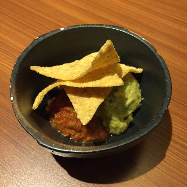 ２種のディップ（お通し）