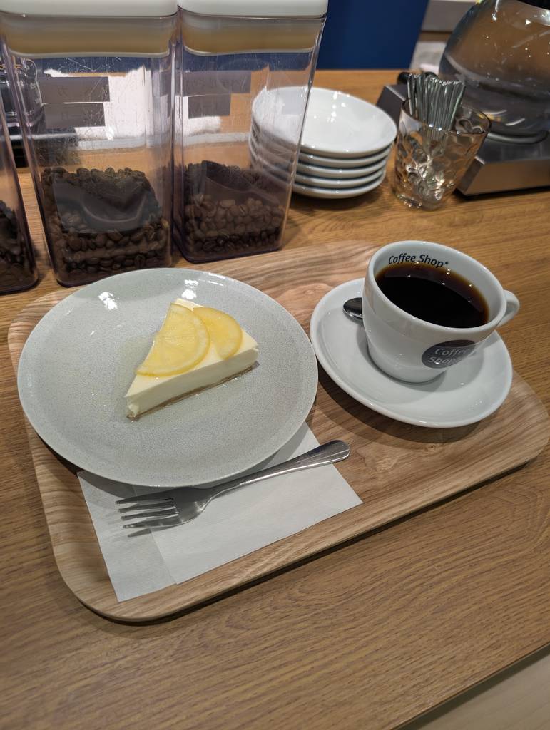 レモン＆檸檬チーズケーキ＋コーヒー