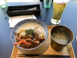 出汁とろろの牛カルビ丼 
