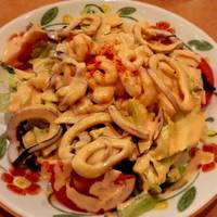 シーフードサラダ