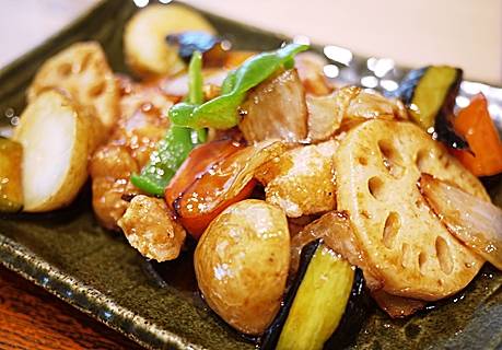 鶏と野菜の黒酢あん定食