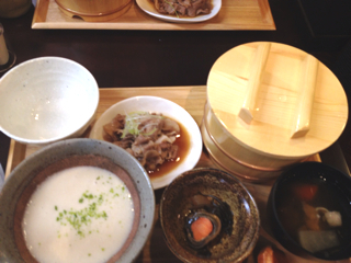 やまと芋とろろ汁と焼きしゃぶ定食
