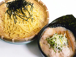 ざるつけ麺（和風醤油）