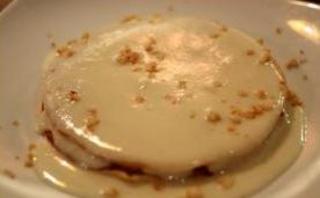 パンケーキ　マカダミアンナッツソース