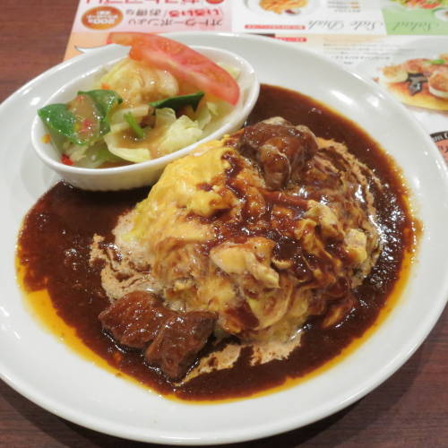 オムライスビーフシチューソースプレート